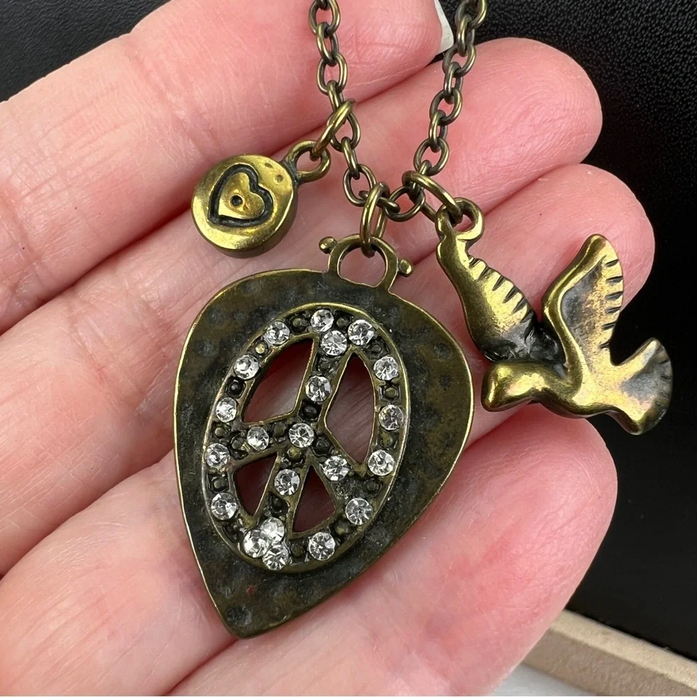 Beautiful bronze stone, 3 charm peace sign, heart, bird, long costume necklace - Picture 7 of 11